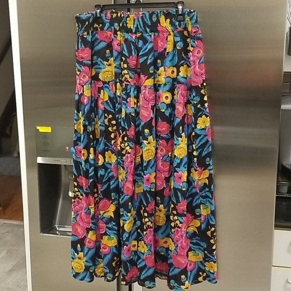 Vintage Reversibe "ART TO WEAR" Maxi Skirt - Picture 1 of 8
